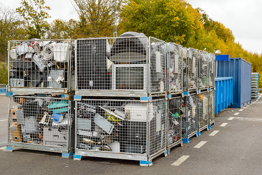 En 2021, sur 58 millions de tonnes de DEEE fabriquées et vendues dans le monde, seules 10 millions ont été collectées et recyclées.