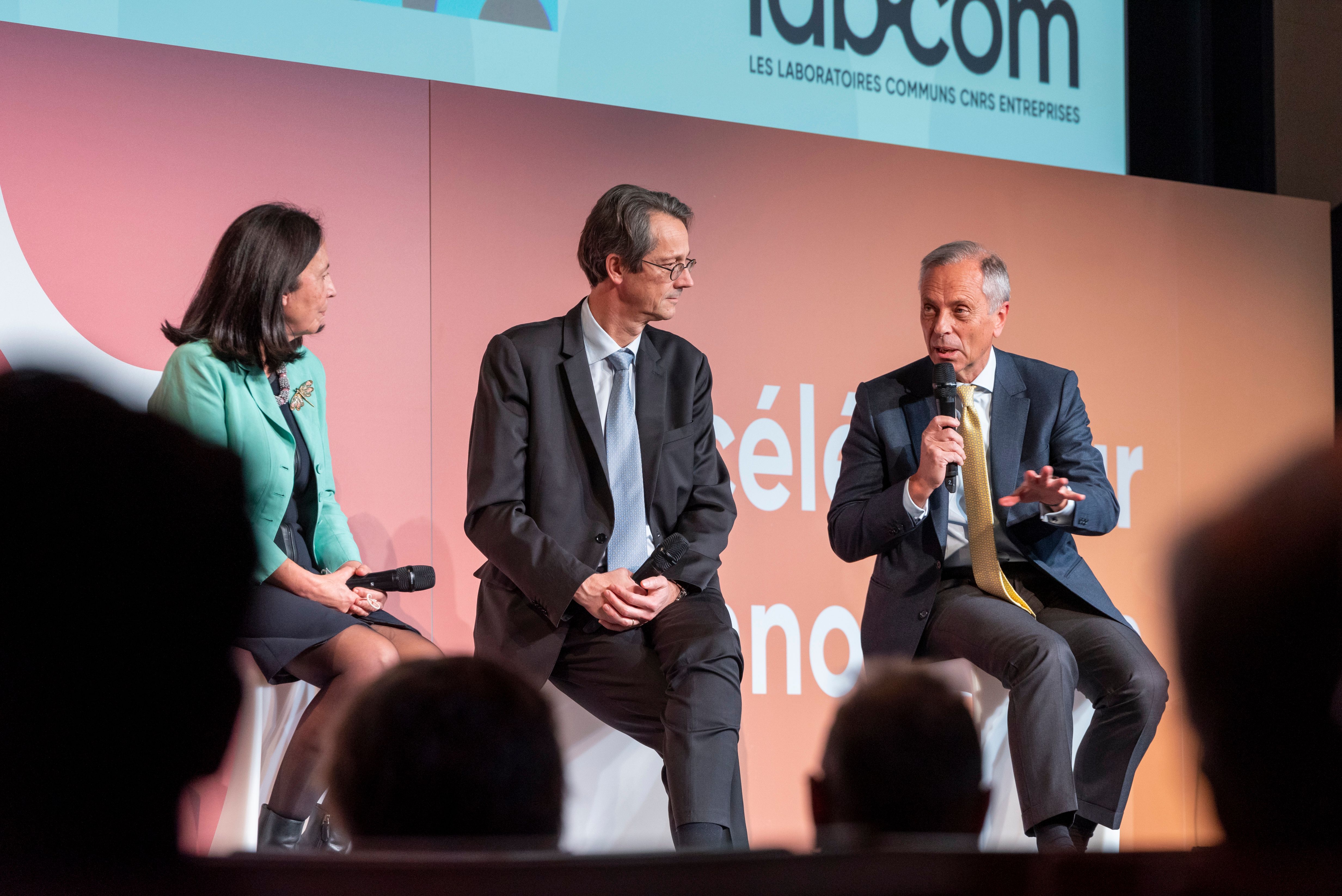 Labcom6