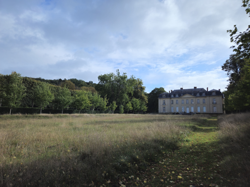 Le château sur le campus du CNRS à Gif-sur-Yvette (Essonne)