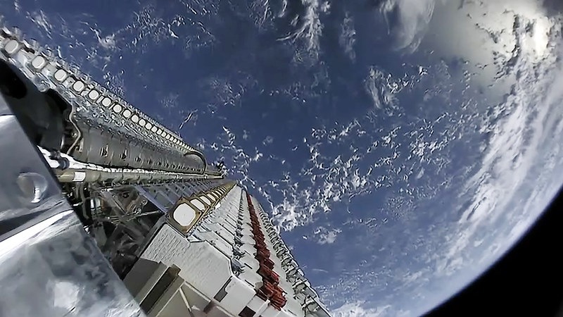 Deployment of a constellation of Starlink satellites