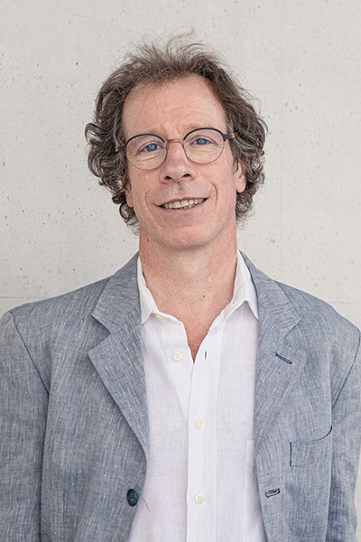 Stéphane Mallat médaillé d'or 2025 du CNRS 