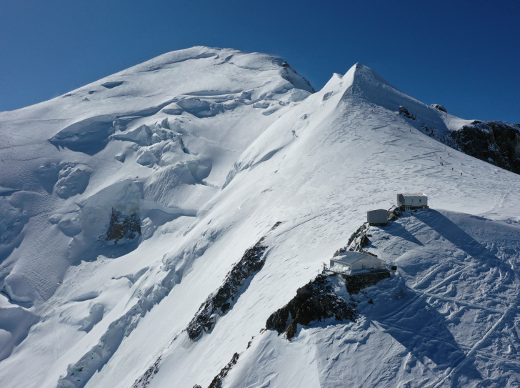 L'observatoire et le refuge Vallot