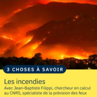 Photographie d'un incendie de forêt