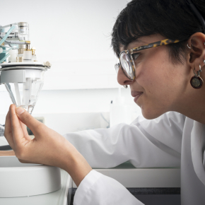 Observation de la tête de mesure d'un dispositif microfluidique couplé à une polarographie