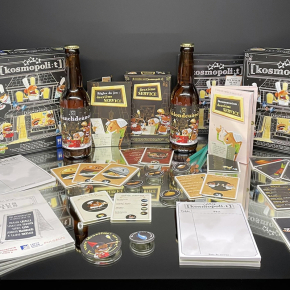 Le jeu de société [kosmopoliːt] est l'un des quatre projets primés cette année